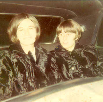 Cindy & Fran Shuman Early 1970