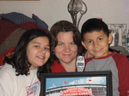 Paige, Julie (Mom), and Ian XMAS Day 2007