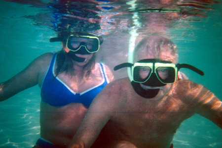 rita and dad under water