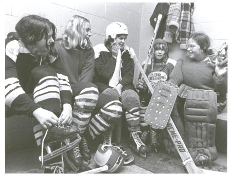 Girls Jr Hockey Team 1974