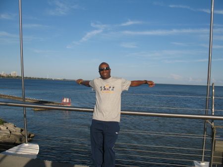 Bubba Gayle Chilling on Lakeshore bridge