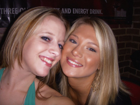 Amanda and Lindsay