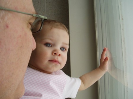 Ella looking out the window with Daddy