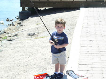 Vinnie fishing with Daddy