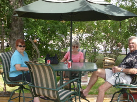 Lois, Maureen &amp; Stan in their backyard