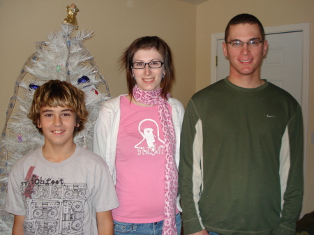 My kids;Logan, Laura,and Gary - Christmas 2007