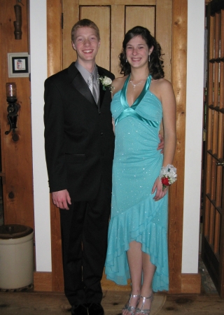 Daughter Melissa & Will (boyfriend) Jr. Prom 2007