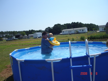 jaylan , john and jasmine in the pool 056