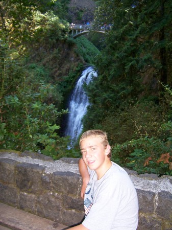 Jared at Multnomah Falls