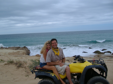 Robert & I in Cabo, Sep'07