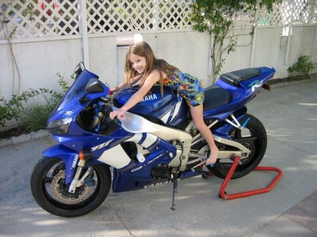 Casey and the R1