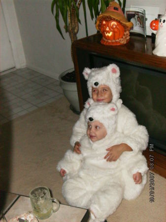 My grandkids on Halloween 2007
