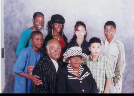 THE SEARS FAMILY,steffon, Lawala,Robin, Dennise, Haracio, Isiash, Elder Sears and Evang. Gloria Sears