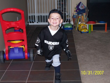 Halloween '07.....Raider Style!