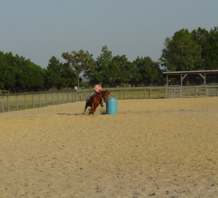 Samantha Running Barrels 4H 2007