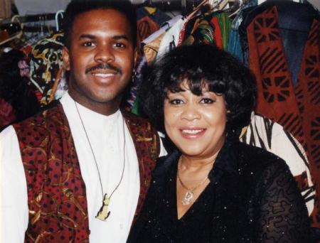 Lee with Mavis Staples