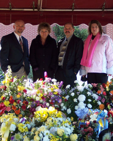 Jimmy, Kim, Tim & Michelle @ Andy's graveside