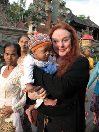 Heather & Balinese Grand Daughter, Luhtu 2007