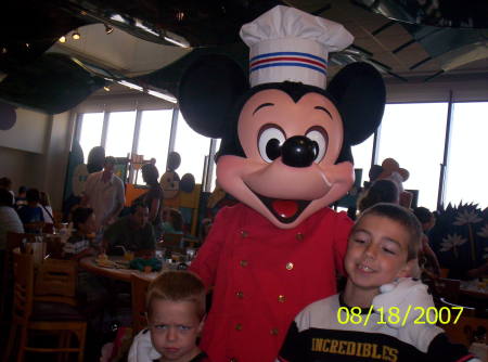 Chef Mickey and kids