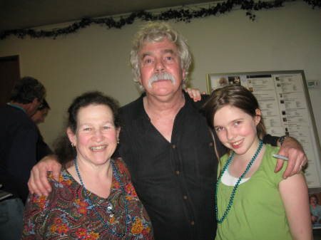 ME N' TOM RUSH WITH HIS DAUGHTER SIENA, AGE 10