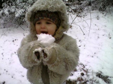 kaitlyn in snow