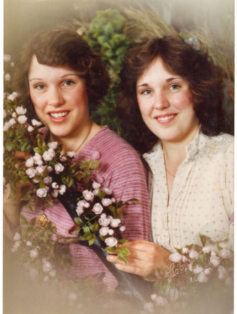 25 1977 linda lou teens
