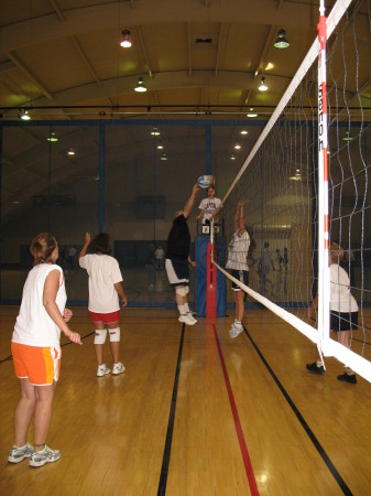 2006 operation feed volleyball tournament 125