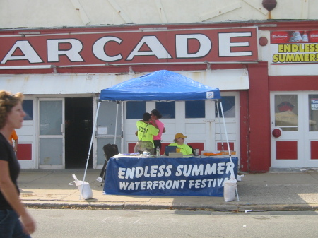 Stephen Contrado's album, ENDLESS SUMMER FESTIVAL 2010 (Sept. 25, 2010)