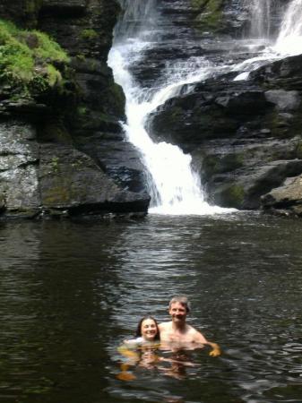 waterfall kiss