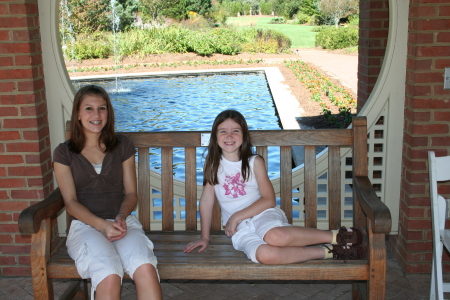 Meghan and Emily at the Botanical Gardens
