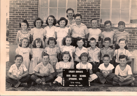 Christy Fackenthall's album, Nine Mile Falls Elementary School