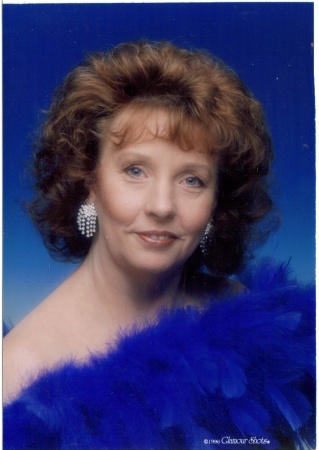 Lois Davis's Classmates® Profile Photo