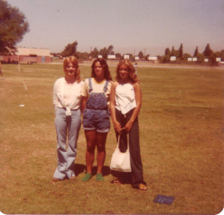 Jennifer (?), Mary Teuben and Michelle Gray