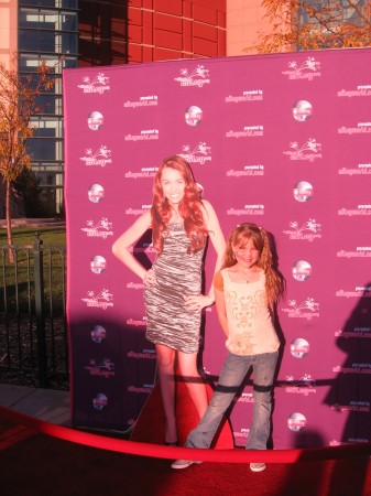 iNoelle at  Hannah Montana Concert