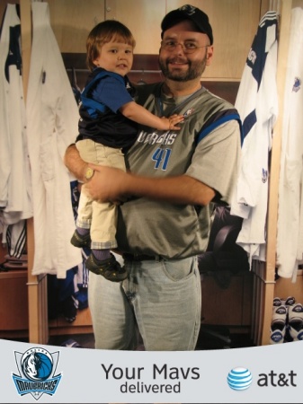 Tommy and Daddy at Mavs game 04/2008