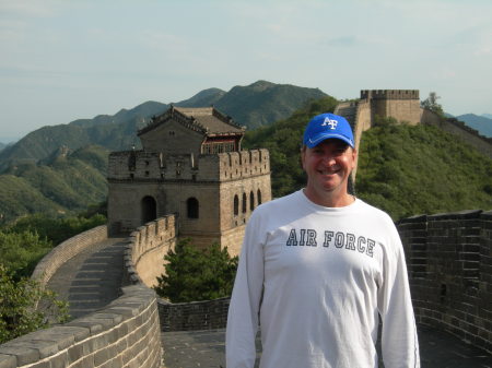 kevin on the great wall