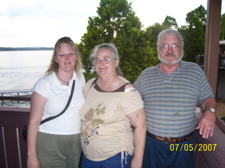 Me with my Mom/Dad in Branson july 07