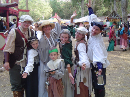 The whole family at the faire