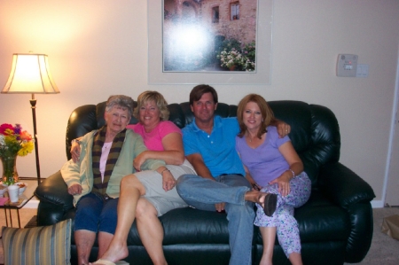 garish family 2005