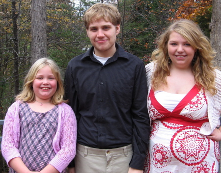 My kids -- Thanksgiving 2007