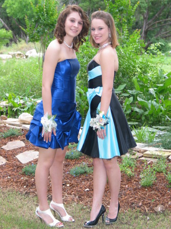 Lauren (left) before Prom 2007