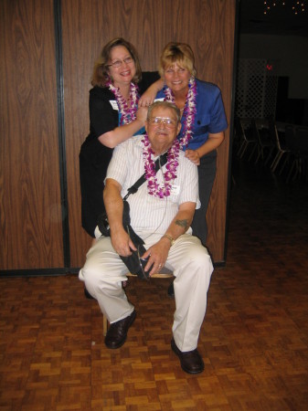 Leila, Dad and I, Oct. 2007