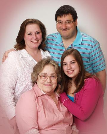 Saba Family and grandma