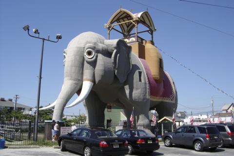 LUCY THE MARGATE ELEPHANT