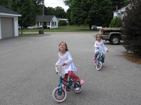 girls on 2 wheels