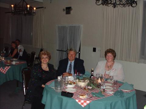 Anna Vigna Valentine, hubby and Susan Bierman