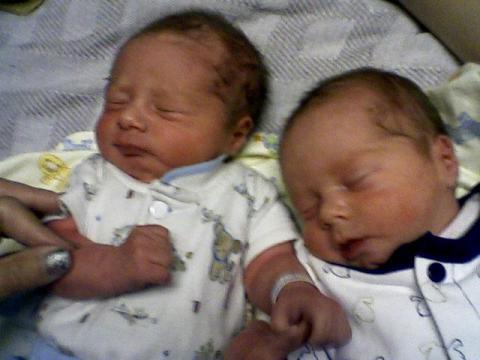 Twin Grandsons Austin & Landon  7-16-07