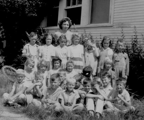 Janie Strickland's Class 1941-2