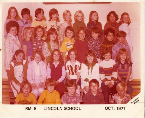 Mrs. Casey's 5th grade class 1977