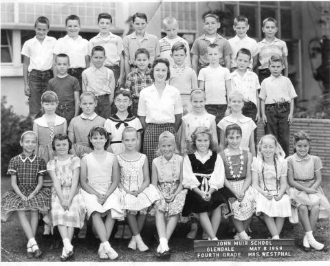 Class of 1961 in 4th grade May 1959